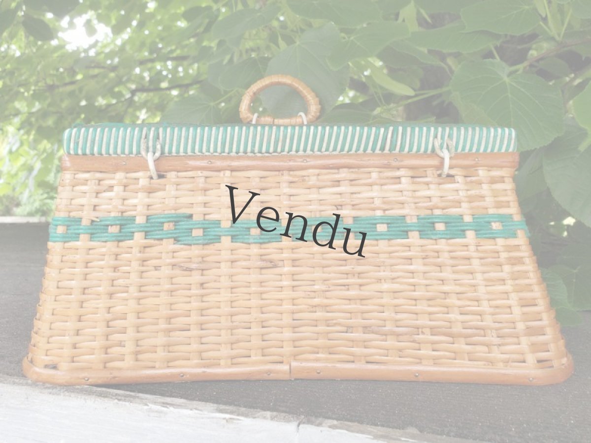 画像8: フランス蚤の市　チェコスロバキア　パニエ型お裁縫箱 (8)