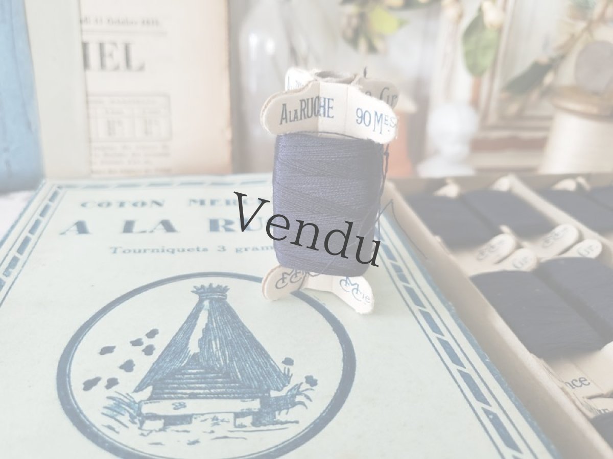 画像4: フランスアンティーク　未使用 立体糸巻き 箱セット A LA RUCHE C.M.Cie (4)