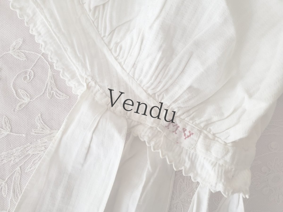 画像2: フランスアンティーク　イニシャル刺繍入りのボネ (2)