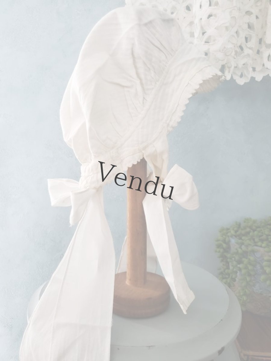 画像7: フランスアンティーク　イニシャル刺繍入りのボネ (7)