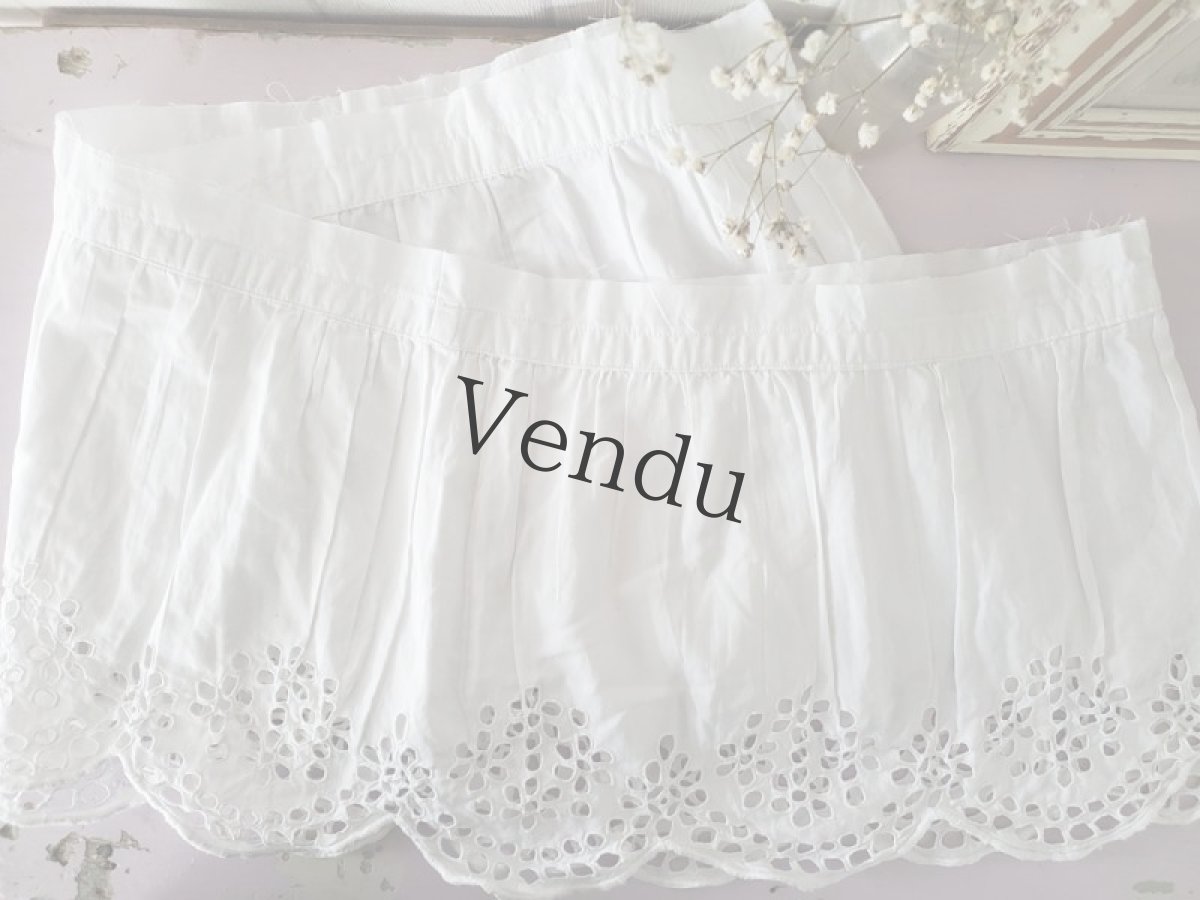 画像2: フランスアンティーク　円状 幅広刺繍スカラップレース86(172)cm (2)