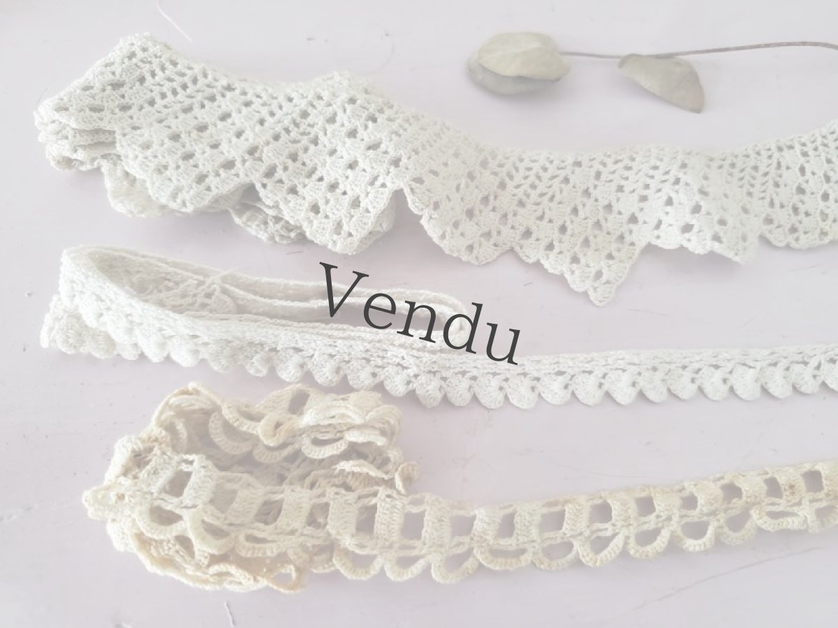 画像2: フランスアンティーク　スカラップレース 3本セット (2)