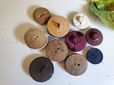 画像3: フランス蚤の市  木製ボタンアソート 10個セット A 16-22mm (3)