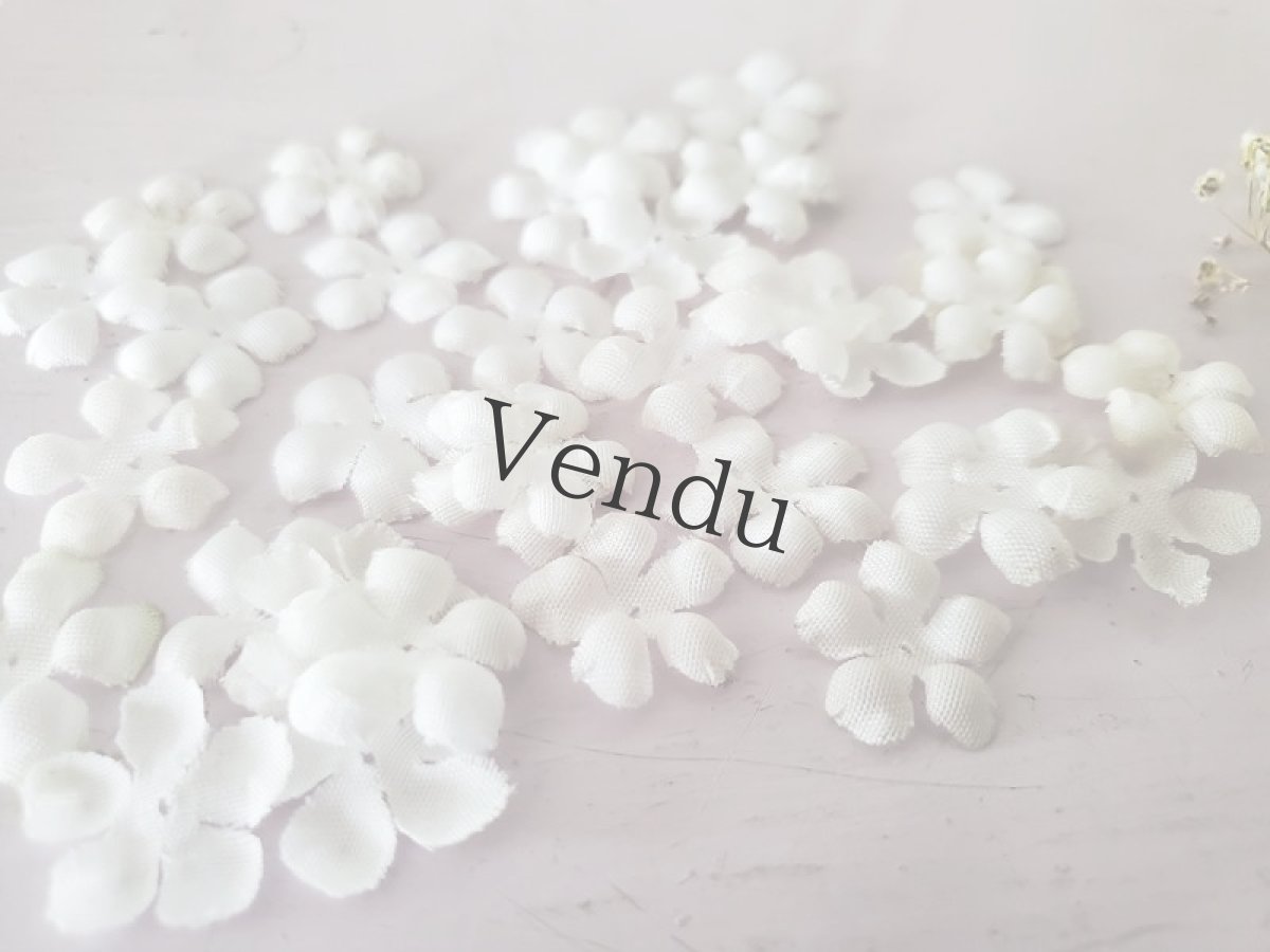 画像5: フランスヴィンテージ　白い布花パーツA 1.8cm 3g (5)