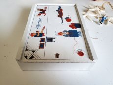 画像10: フランス蚤の市　木製メルスリーボックス (10)