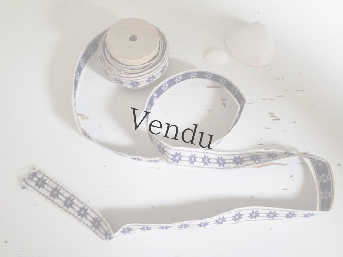 画像2: フランスヴィンテージ　お花の刺繍リボン 170cm (2)