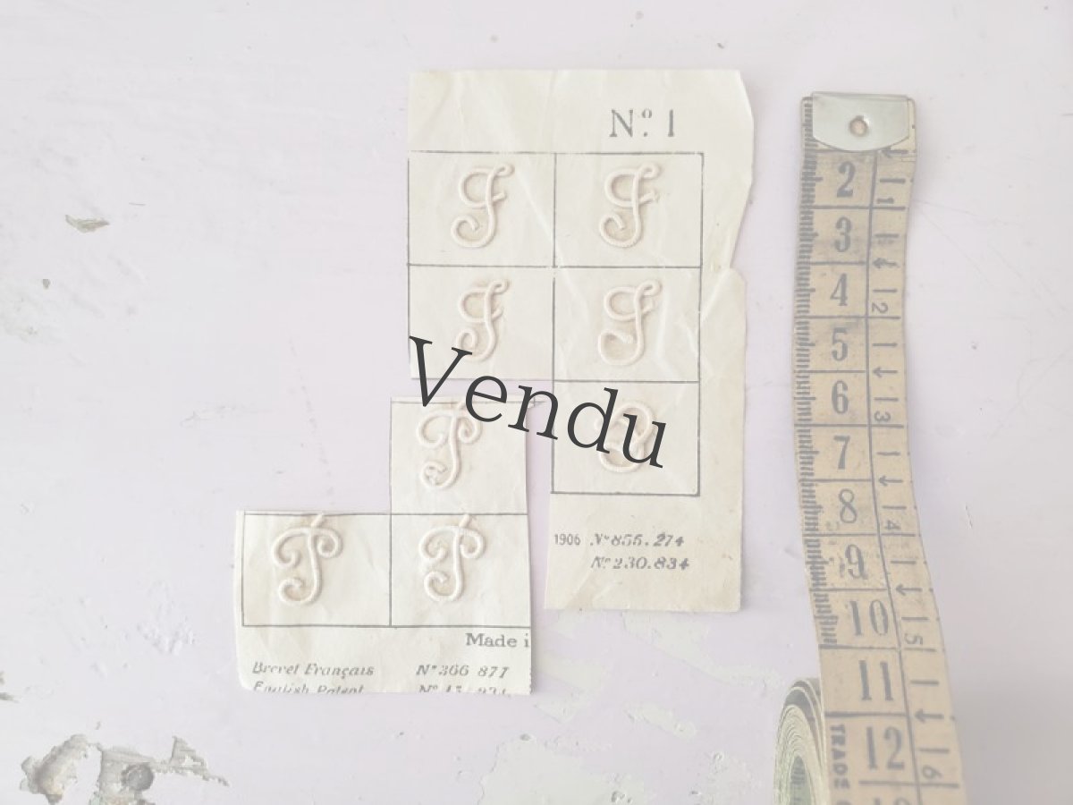 画像6: フランスアンティーク　Plumetis-Express 刺繍イニシャルシートセット "P" "F" No.1 (6)