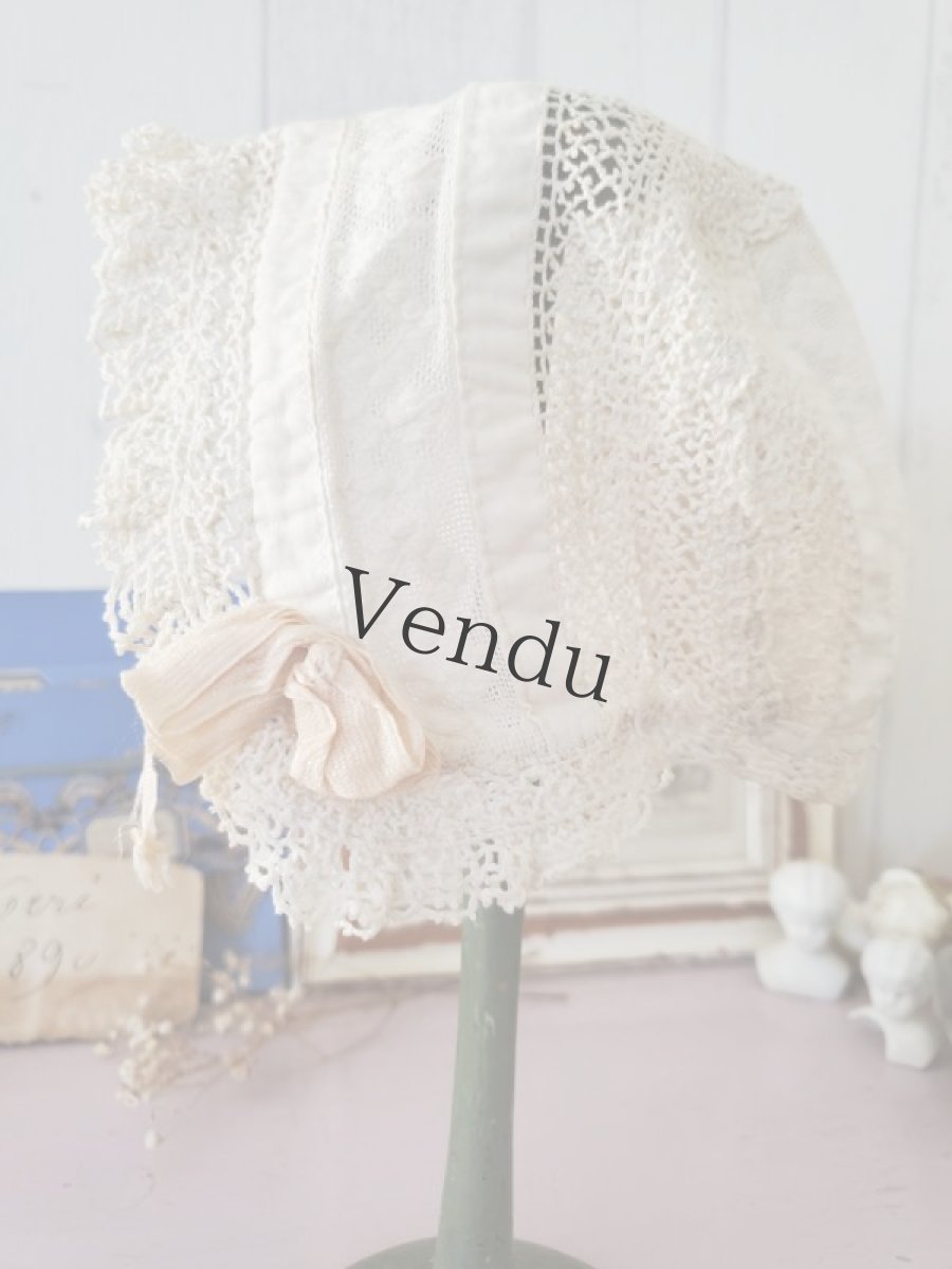 画像5: フランスアンティーク　リボンつきレースの小さなボネ (5)