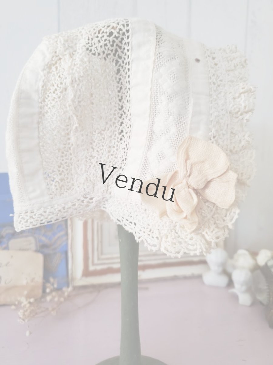 画像6: フランスアンティーク　リボンつきレースの小さなボネ (6)