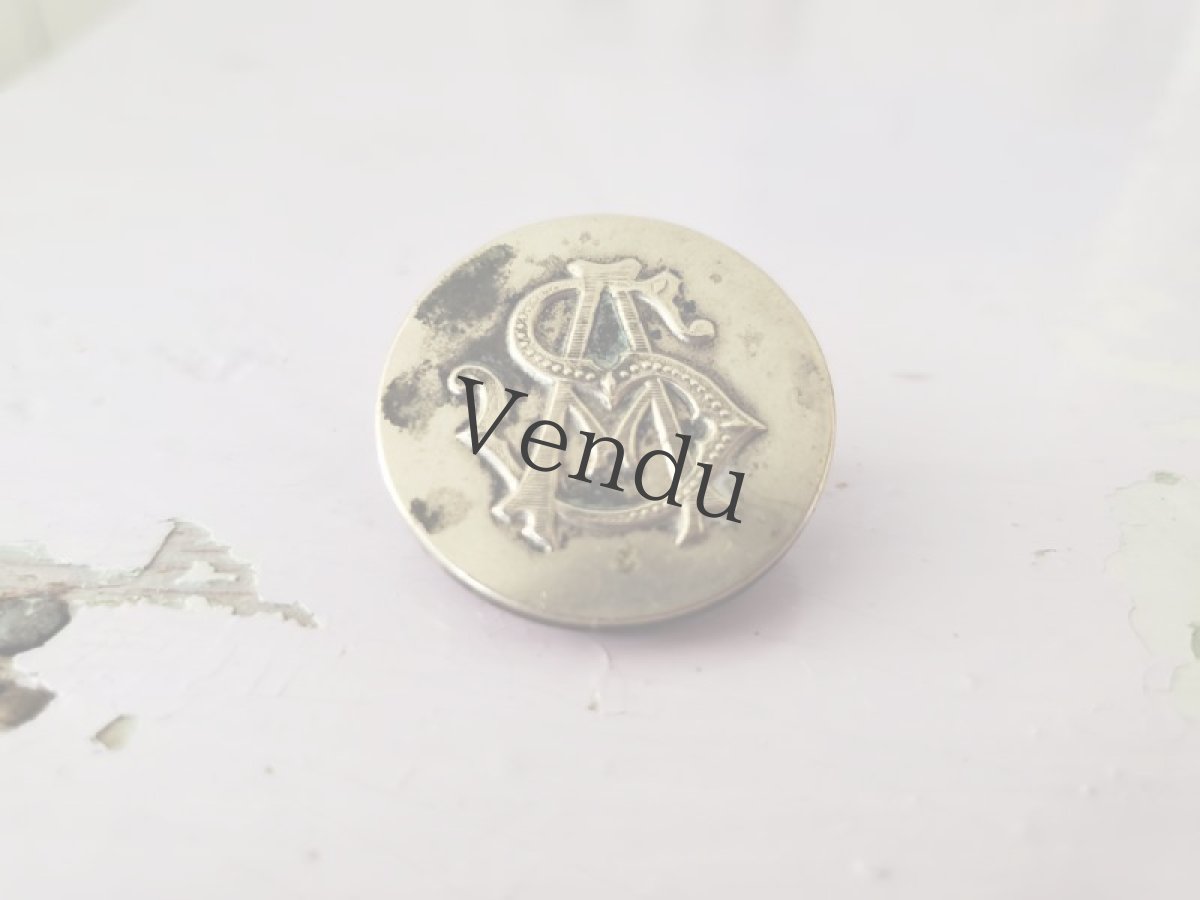 画像2: フランスアンティーク モノグラムボタン AS 27mm (2)