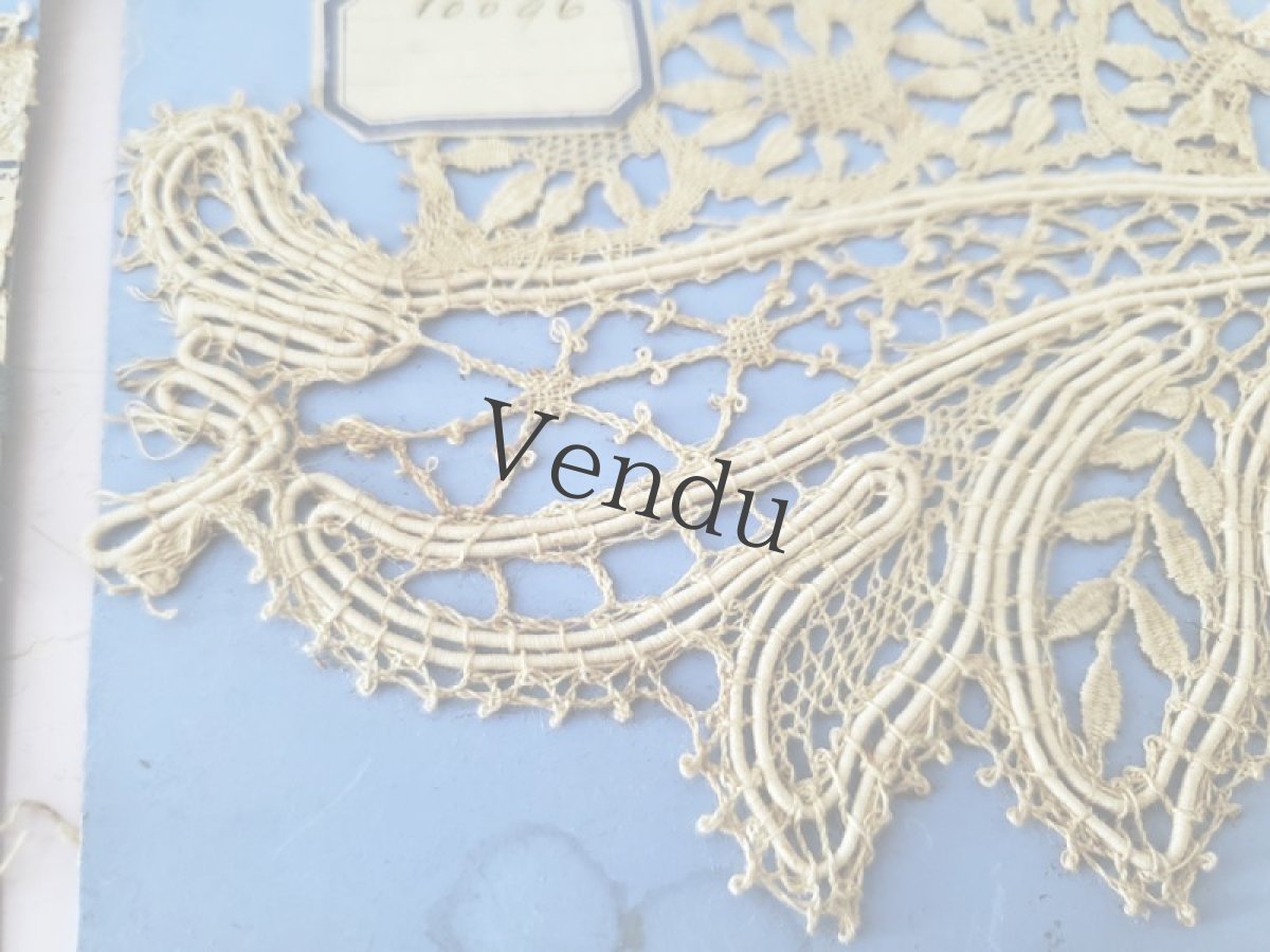画像7: フランス 1890年 ラベル付きレースモチーフ 4点セット (7)