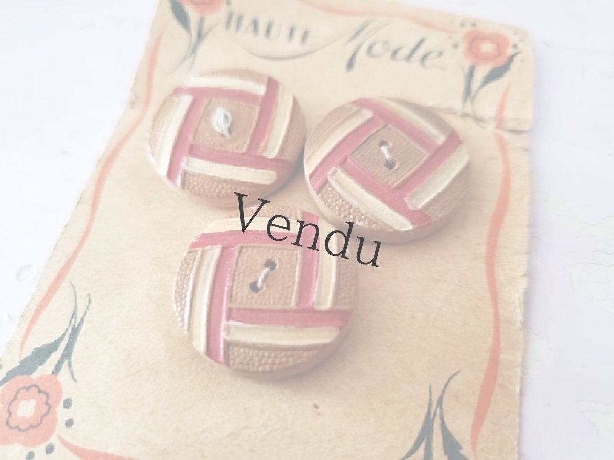 画像3: フランスヴィンテージ　木製ボタンシート 21mm (3)