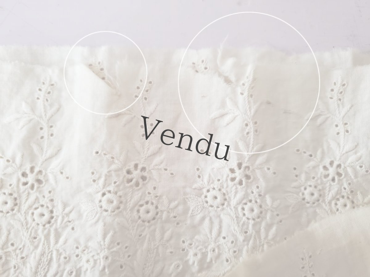 画像7: フランスアンティーク 円状 幅広 白糸刺繍スカラップレース 64(128)cm (7)