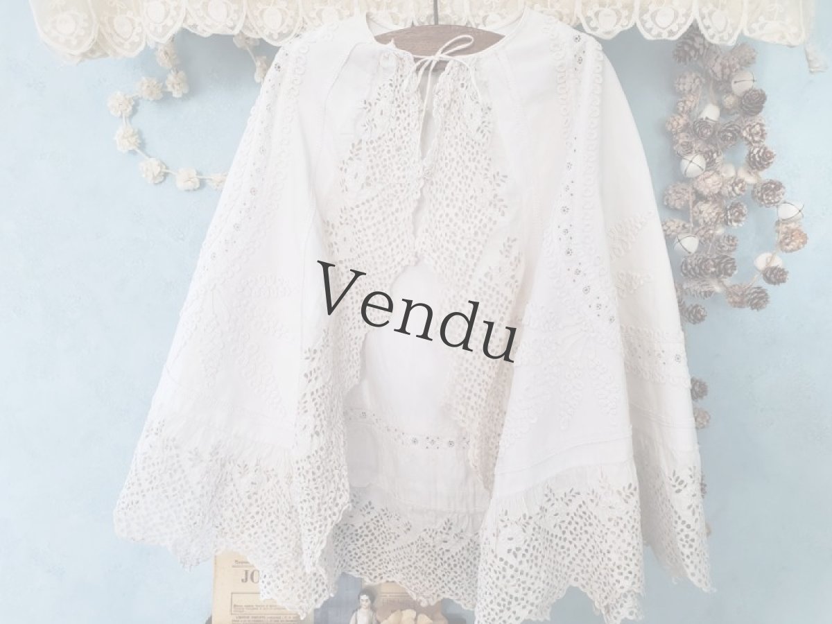 画像1: フランスヴィンテージ　子ども用ケープ Broderie Anglaise (1)