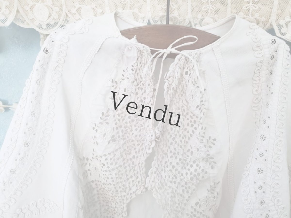 画像5: フランスヴィンテージ　子ども用ケープ Broderie Anglaise (5)