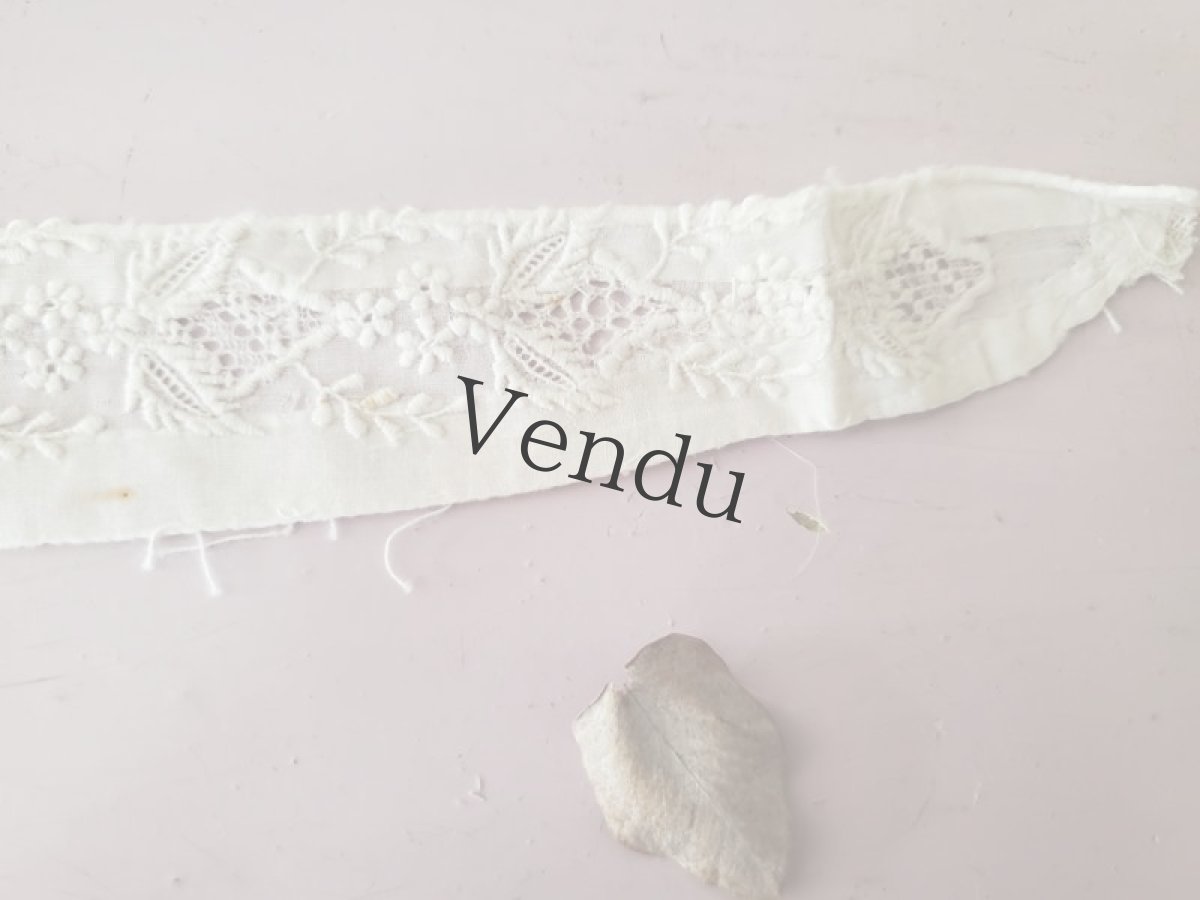 画像4: フランスアンティーク　白糸刺繍　飾りパーツB (4)