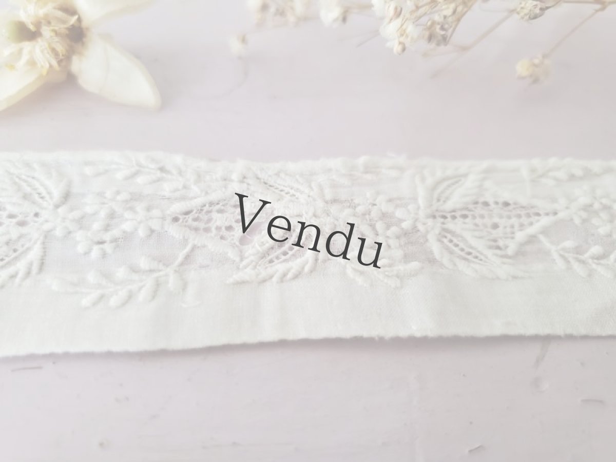 画像5: フランスアンティーク　白糸刺繍　飾りパーツB (5)