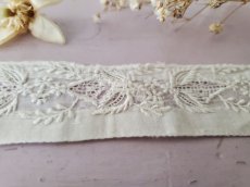 画像5: フランスアンティーク　白糸刺繍　飾りパーツB (5)