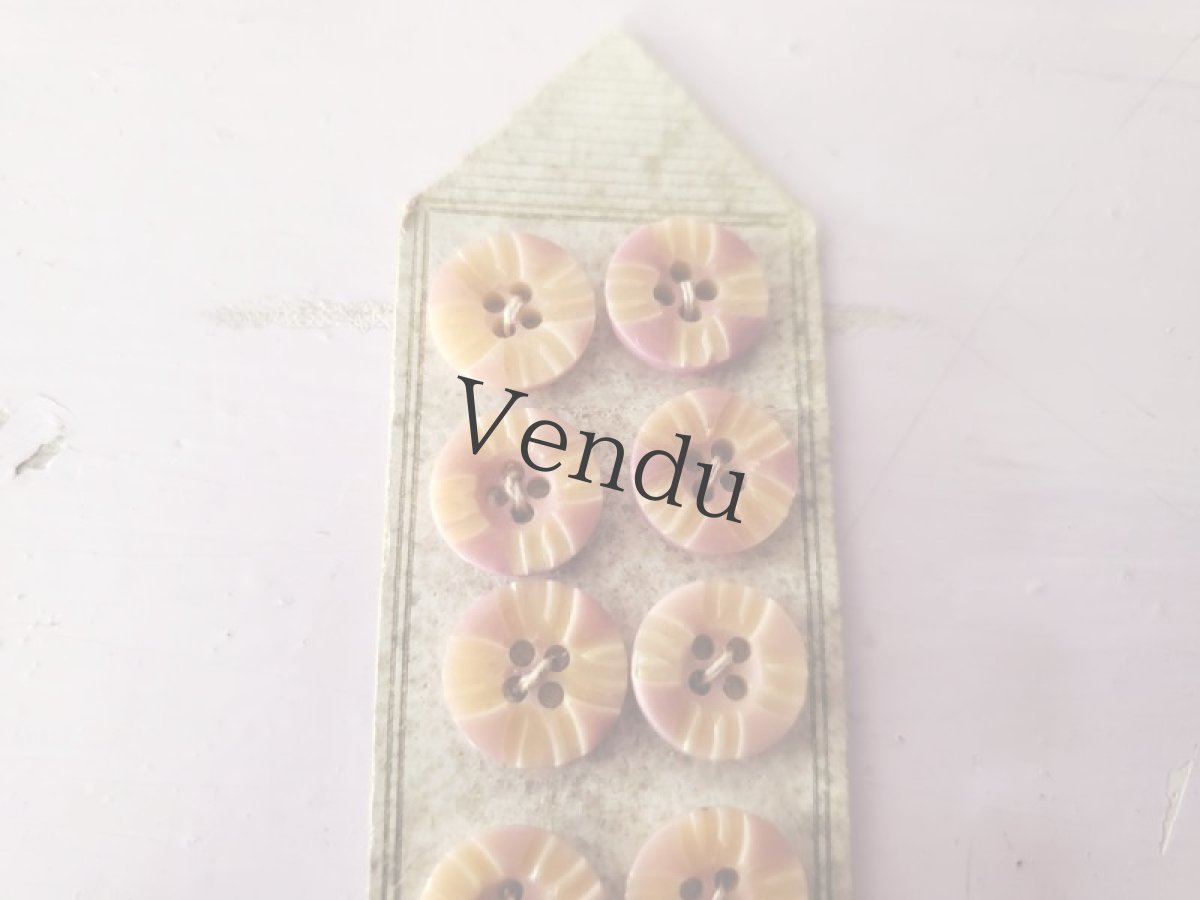 画像2: フランスアンティーク　ガラリットボタンシート Rose 12mm (2)