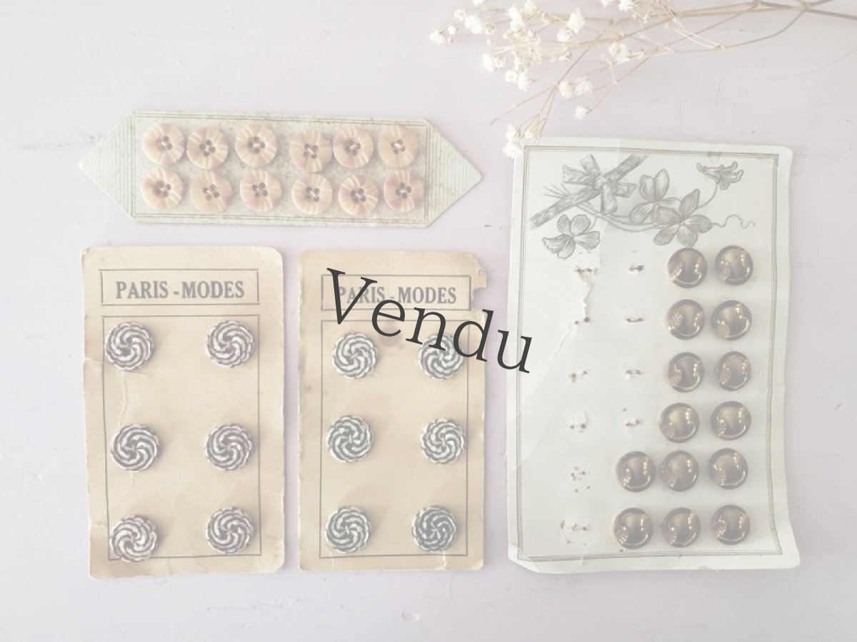 画像6: フランスアンティーク　ガラリットボタンシート Rose 12mm (6)