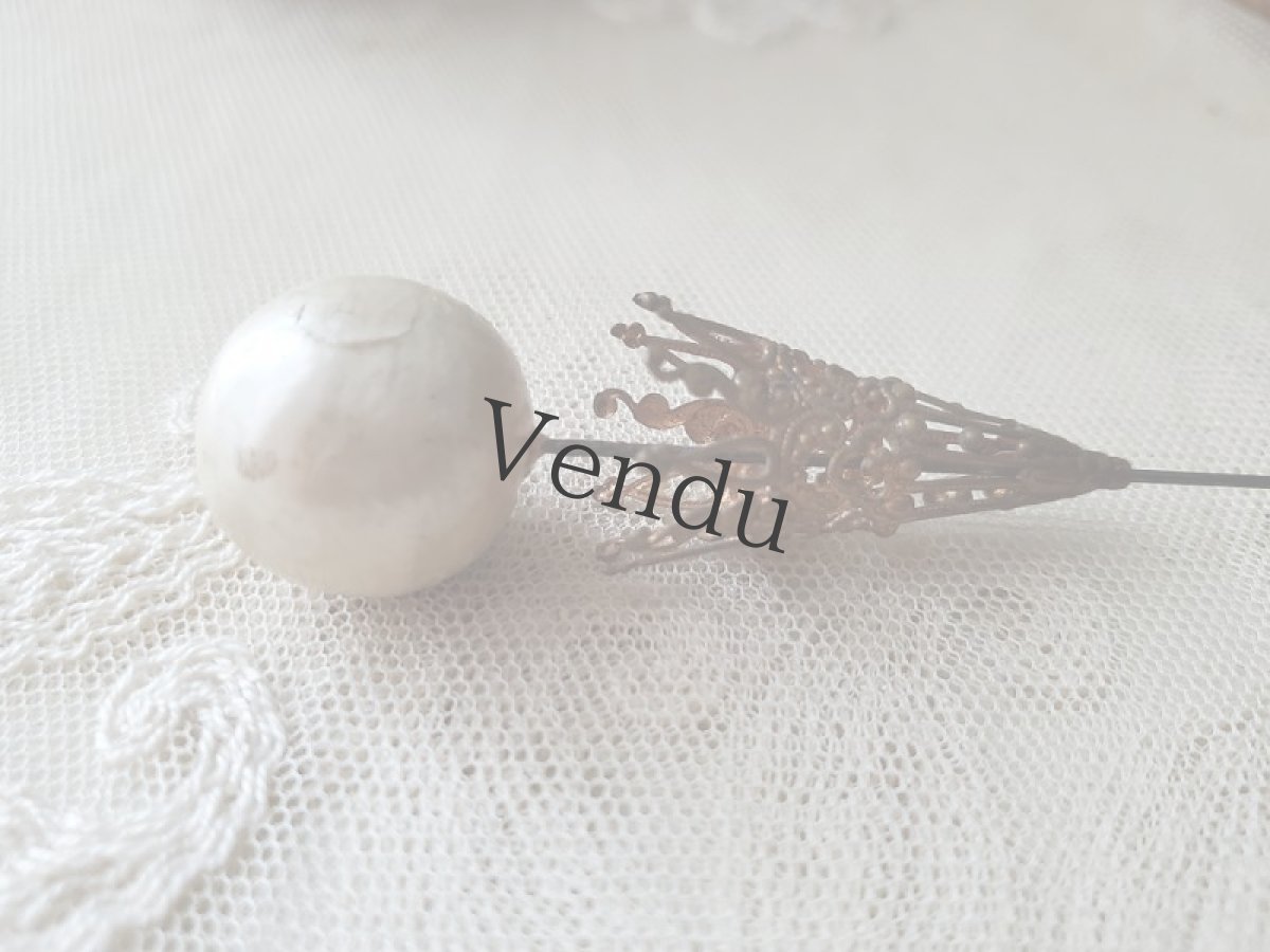 画像7: フランスアンティーク　メタル装飾パールのハットピン 12.5cm (7)