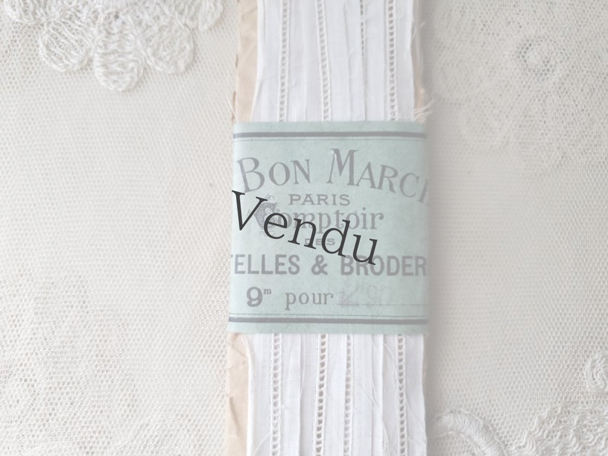 画像2: フランスアンティーク　未使用 ラベルつきレースブレード AU BON MARCHÉ (2)