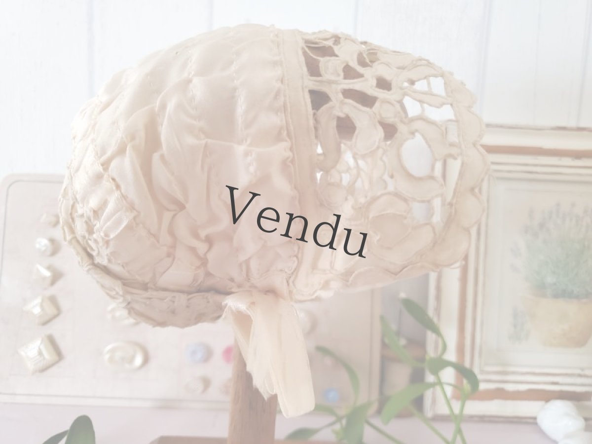 画像7: フランスアンティーク　ヤドリギのリシュリュー刺繍 小さなボネ　 (7)