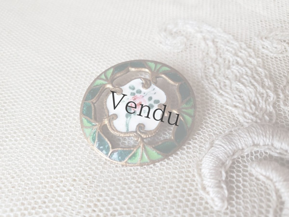 画像2: フランス1900年前後　エマイユボタン 深緑ローズ 27mm (2)