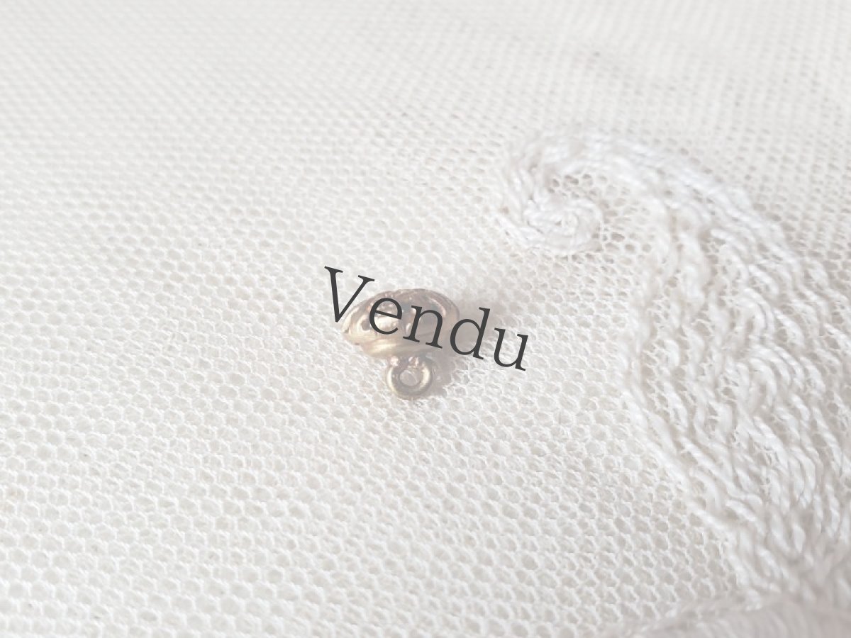 画像2: フランス1900年前後　極小メタルボタン 立体型 8mm (2)