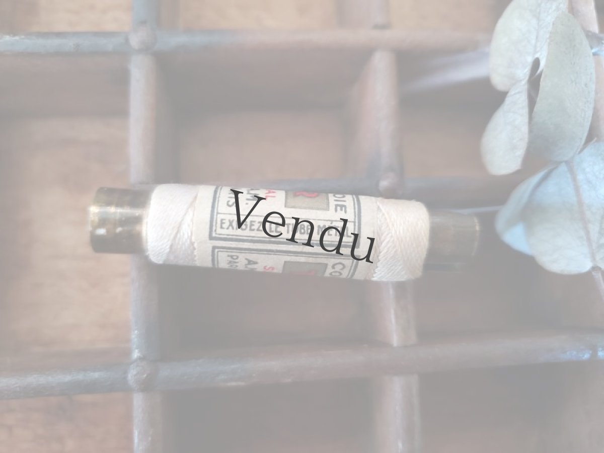 画像3: フランスヴィンテージ 未使用 シルクの筒状糸巻き TUBOR エクリュ (3)