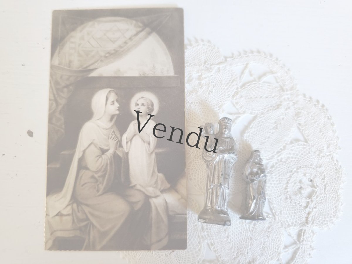 画像4: フランスアンティーク  小さな聖母マリア様像とホーリーカードのセット (4)