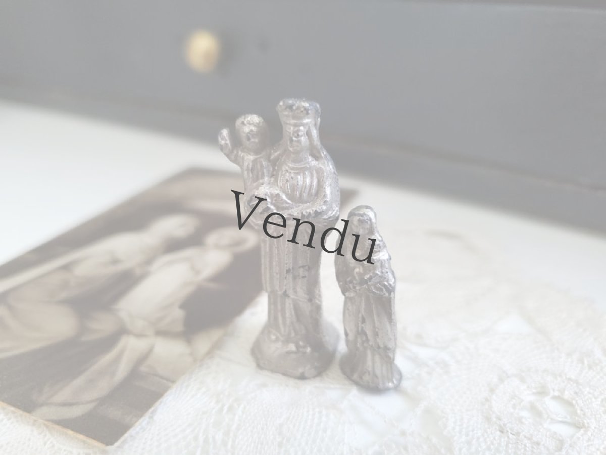 画像2: フランスアンティーク  小さな聖母マリア様像とホーリーカードのセット (2)