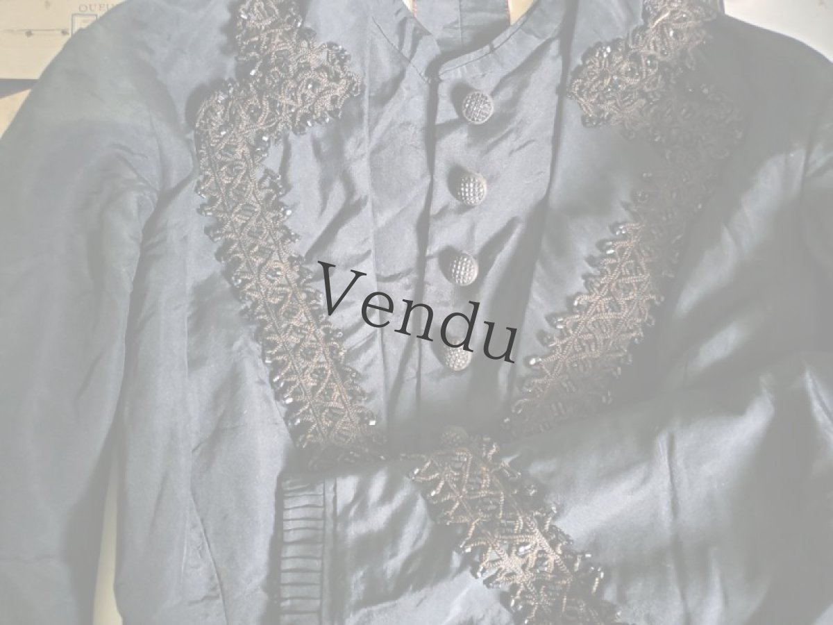 画像10: フランス 1900年前後　布製ボタンシート MODE DE PARIS 18mm (10)