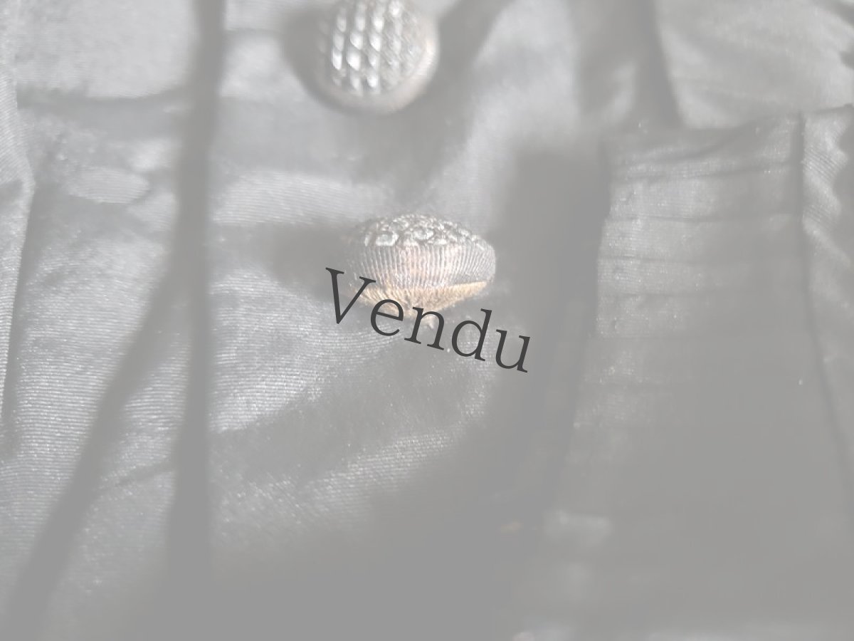 画像11: フランス 1900年前後　布製ボタンシート MODE DE PARIS 18mm (11)