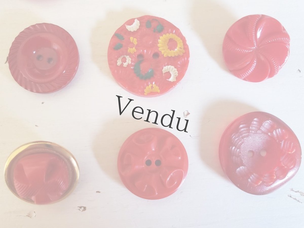 画像4: フランスヴィンテージ  ボタンアソート《Rouge》9個セット (4)