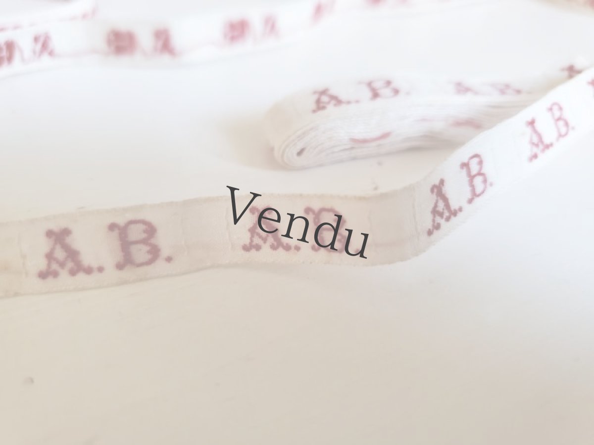 画像3: フランスアンティーク　イニシャルテープ 《AB》 (3)