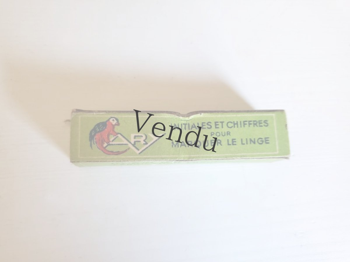 画像5: フランスアンティーク　数字刺繍テープ 《82》箱入り (5)