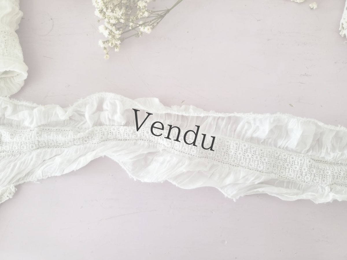 画像5: フランスアンティーク　小花の白糸刺繍 はぎれ 165cm (5)