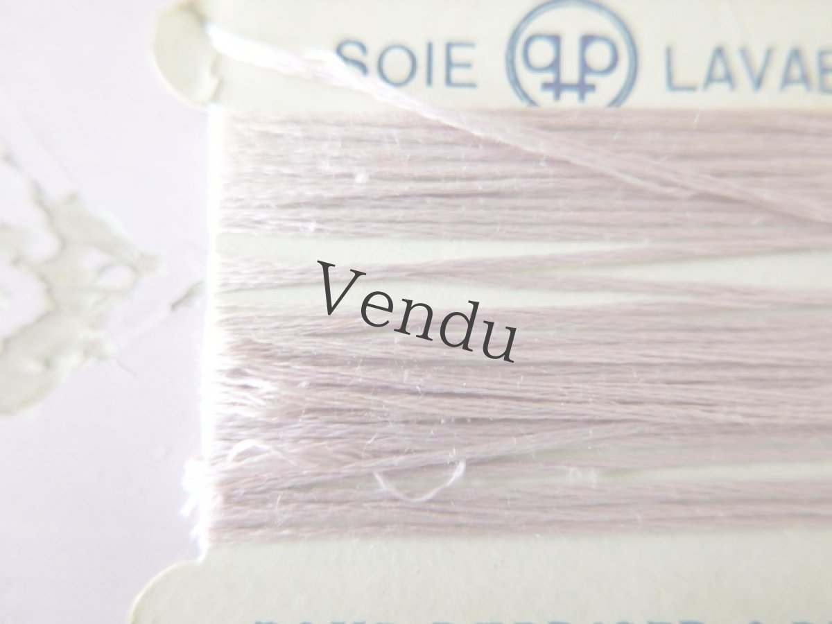 画像6: フランスヴィンテージ　シルク糸巻き2色セット (6)