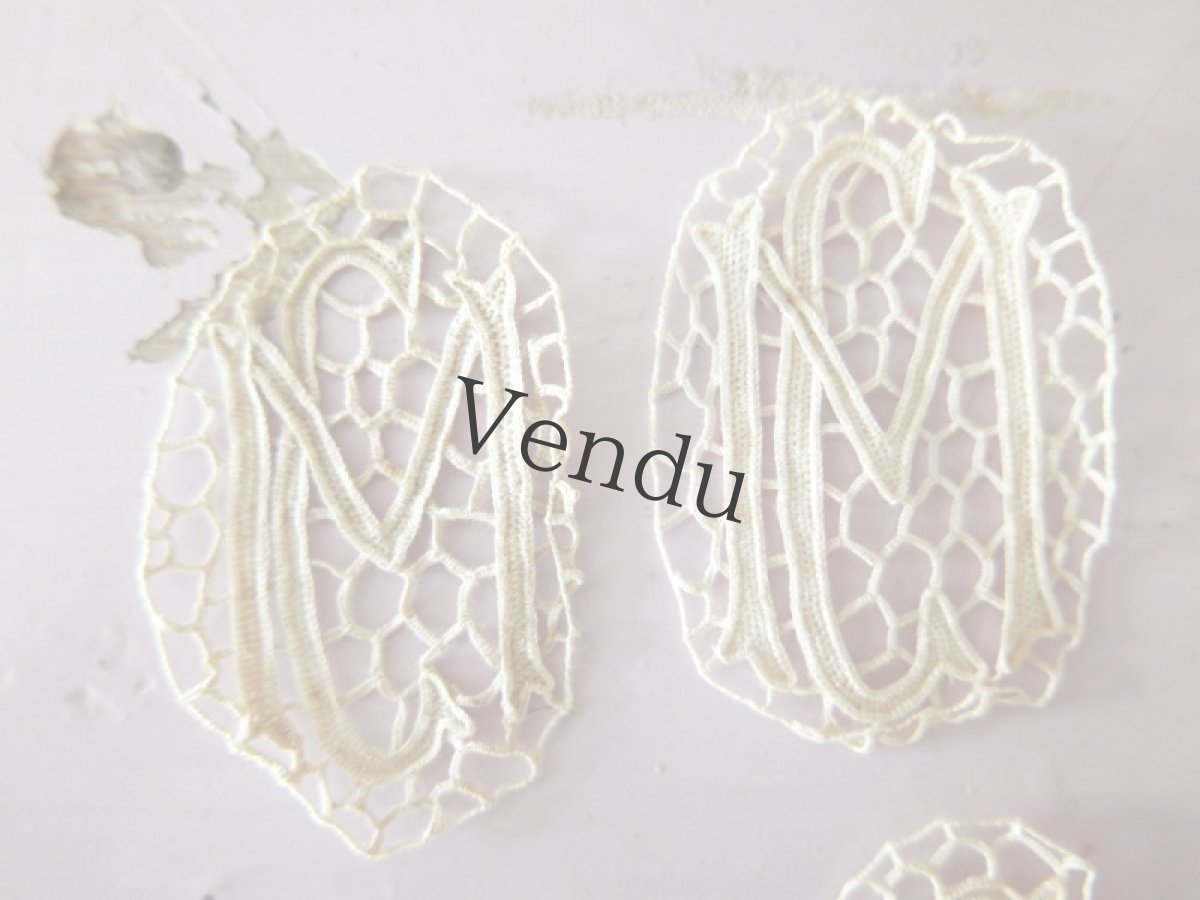 画像2: フランスアンティーク　レースモチーフセット≪モノグラム≫ (2)