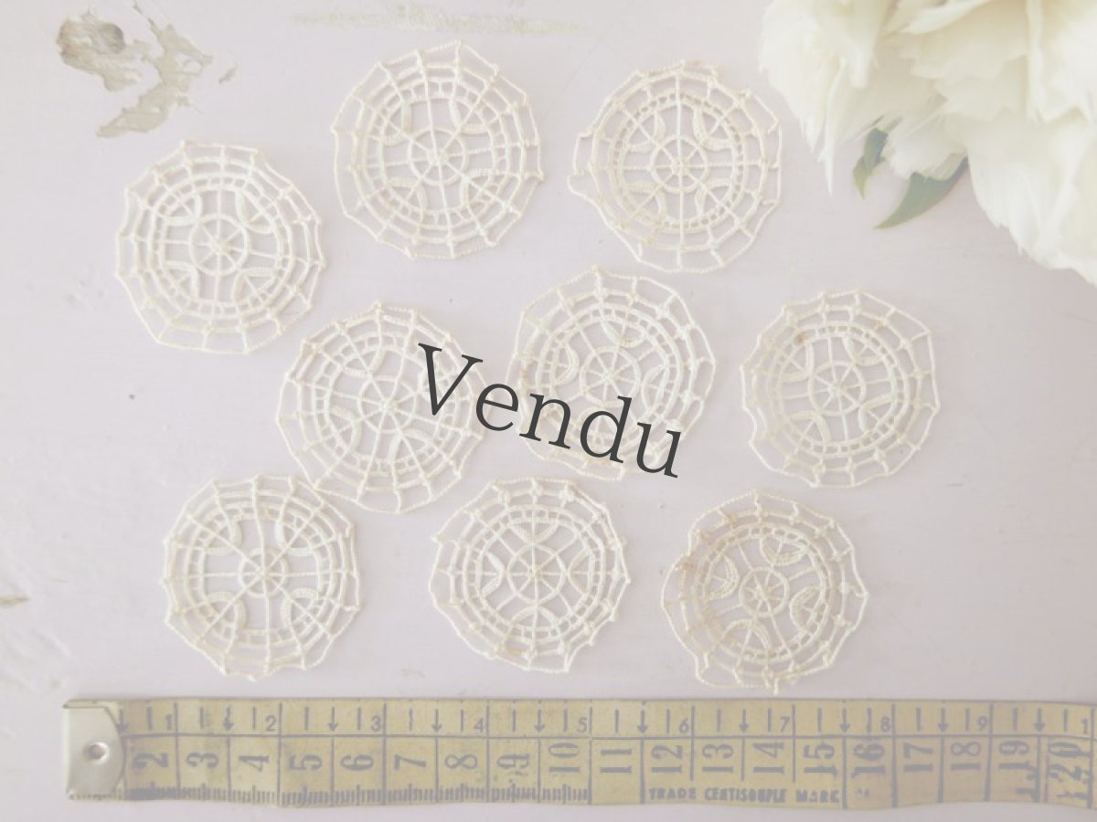画像4: フランスアンティーク　レースモチーフ9枚セット≪サークル≫ (4)