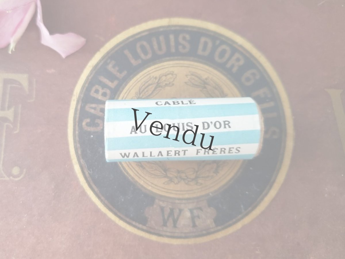 画像5: フランスアンティーク　未使用 木製ボビン お試し用白＆黒糸セット LOUIS D'OR WF (5)