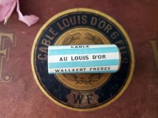 画像5: フランスアンティーク　未使用 木製ボビン お試し用白＆黒糸セット LOUIS D'OR WF (5)