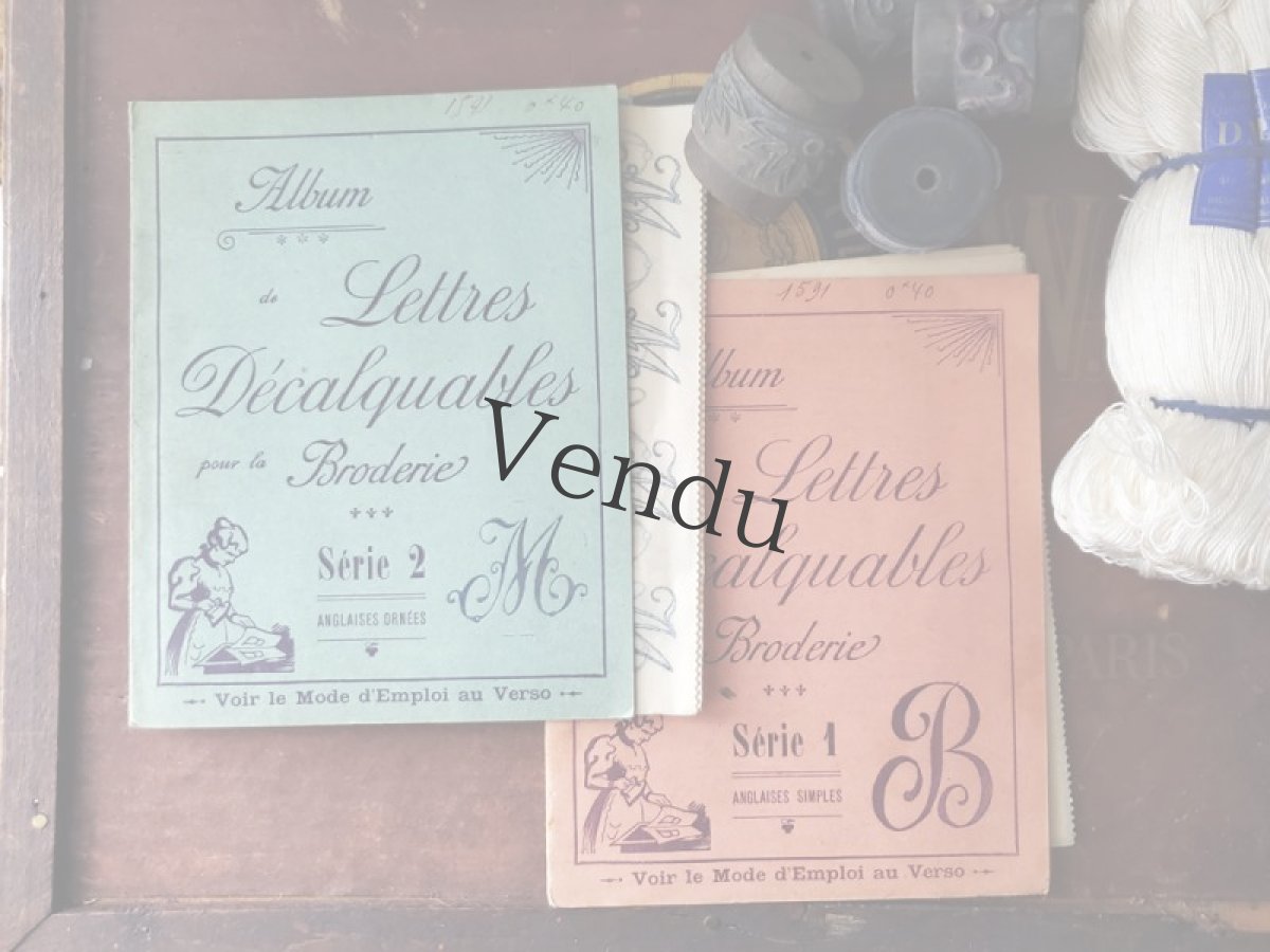 画像9: フランス 1900年前後 イニシャル刺繍シート Sèrie2《M》L.V. (9)