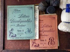 画像9: フランス 1900年前後 イニシャル刺繍シート Sèrie2《M》L.V. (9)