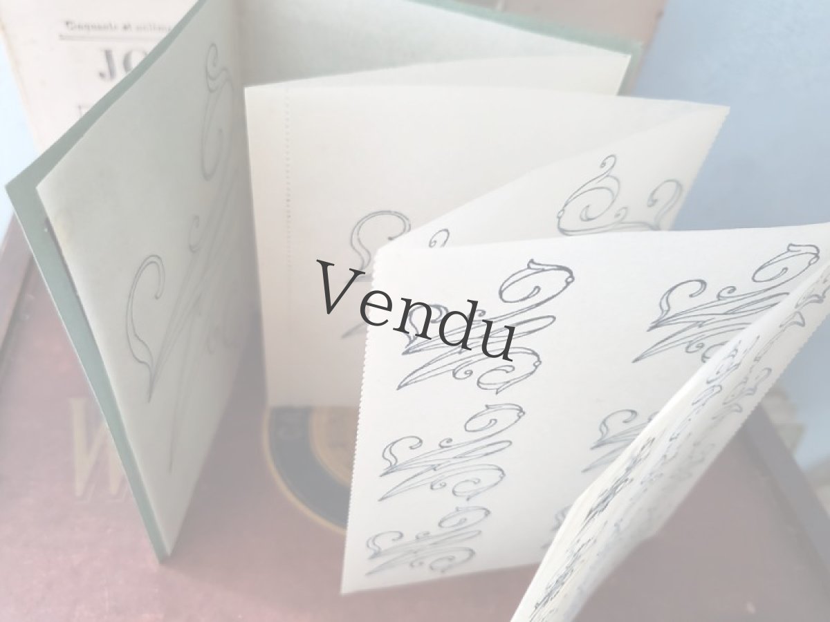 画像3: フランス 1900年前後 イニシャル刺繍シート Sèrie2《M》L.V. (3)