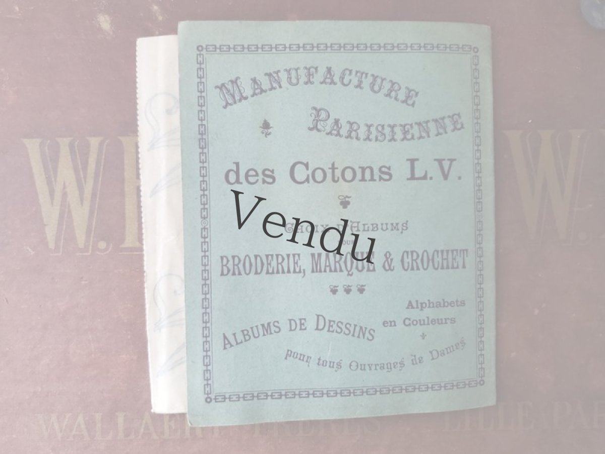 画像8: フランス 1900年前後 イニシャル刺繍シート Sèrie2《M》L.V. (8)