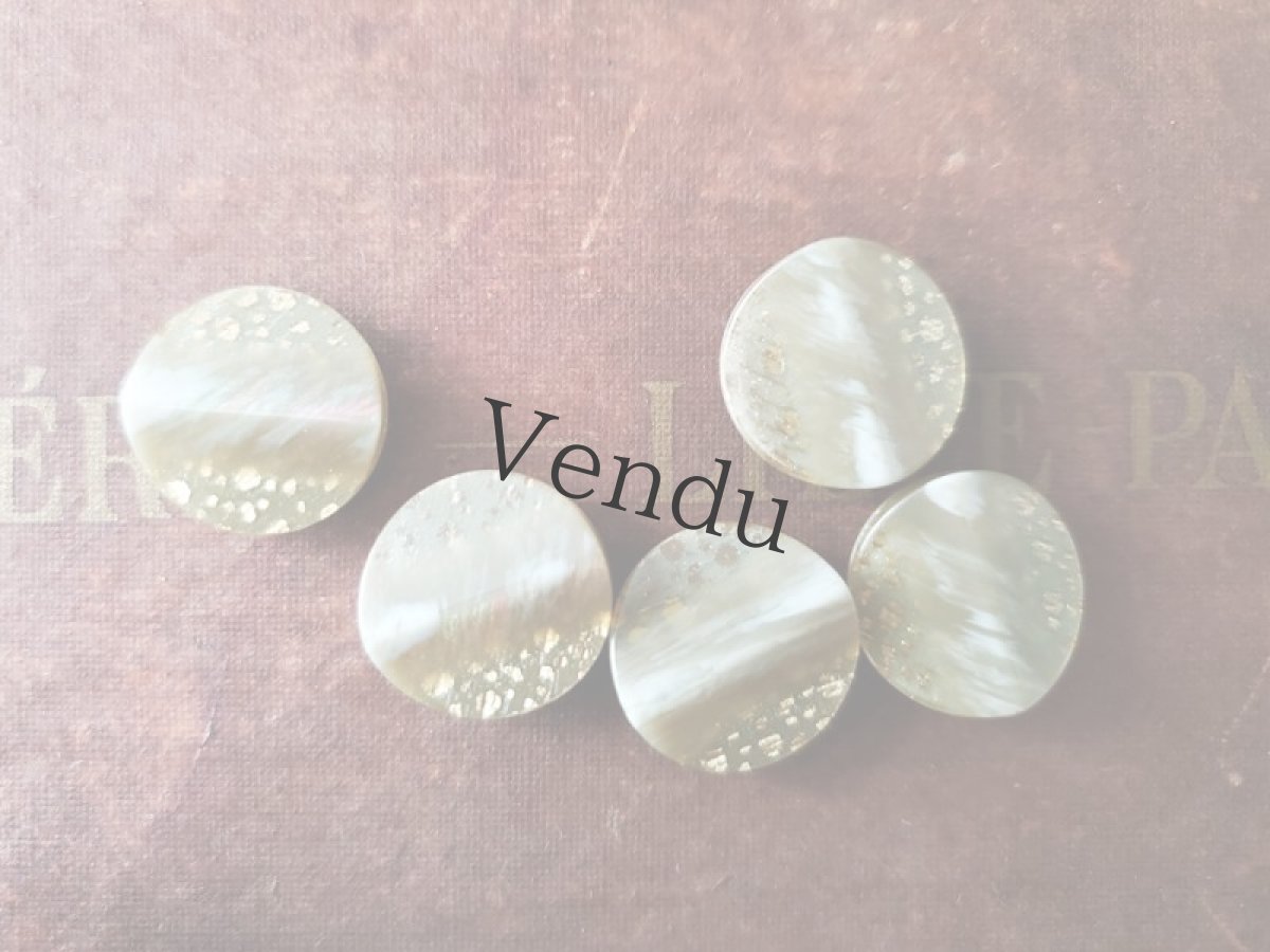 画像5: フランス 1980年- 金箔入りボタン 18mm (5)