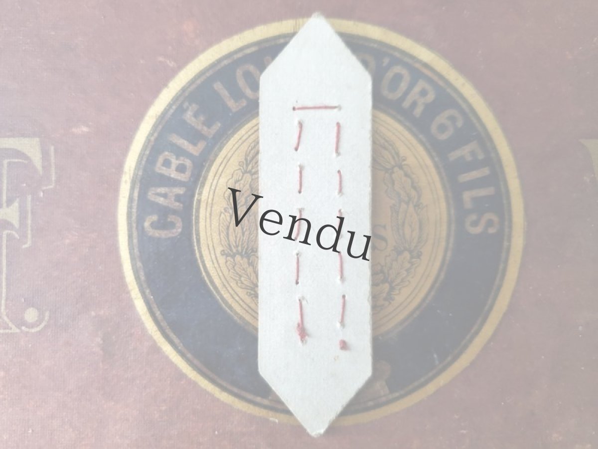 画像5: フランス1900年前後  黒蝶貝ボタンシート 深緑 9mm (5)