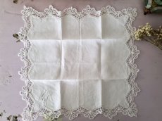 画像3: フランスヴィンテージ ボビンレースハンカチ イニシャル刺繍 MS (3)